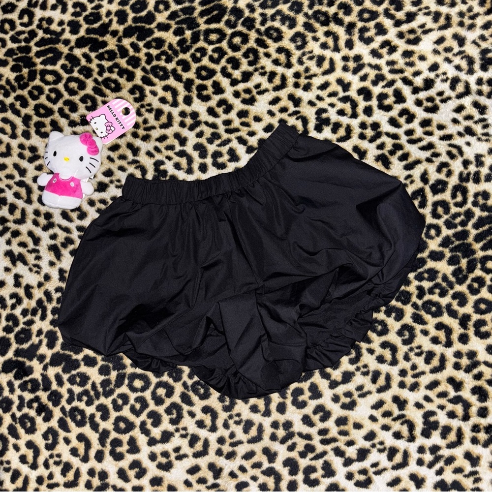 black bubble shorts